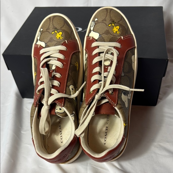 Coach Peanuts Snoopy Sneakers sz 9 - Picture 1 of 7